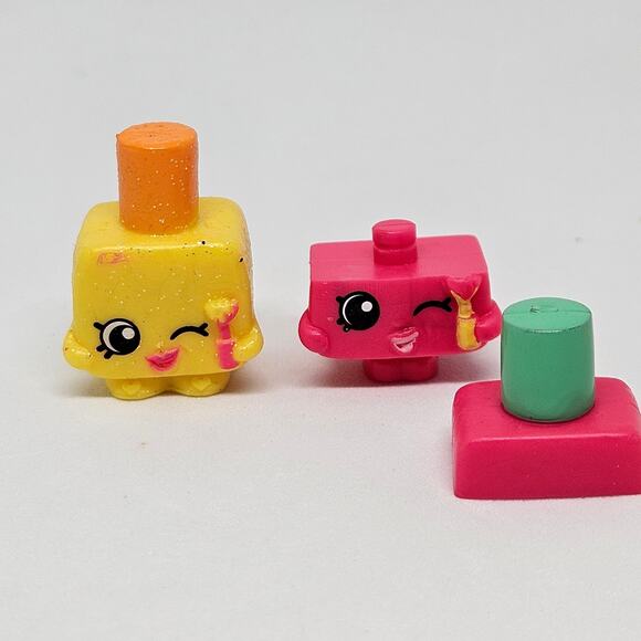 Shopkins Season 1 Ultra Rare Polly Polish Original Yellow Variant Pink Lot of 2 - Picture 7 of 7